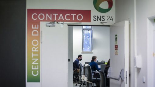 Covid-19: Saúde 24 terá hoje novo algoritmo que permitirá maior atendimento - Ministra