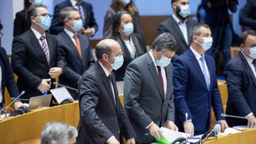 Covid-19: PSD/Açores diz que Vasco Cordeiro “caiu no ridículo&quot; de apresentar “propostas fictícias”