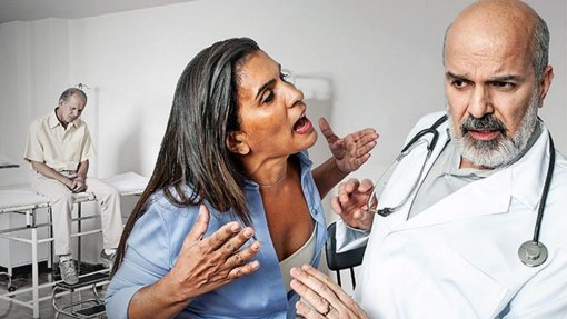 Homem condenado a internamento por agressão a médico na urgência de Peniche