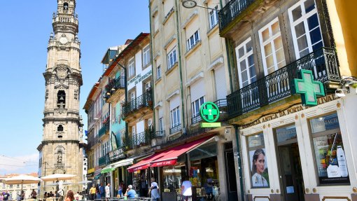 Vacina da gripe gratuita para grupos prioritários em mais de 90 farmácias do Porto
