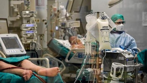 Covid-19: Internamentos atingem valor mais elevado dos últimos 10 meses