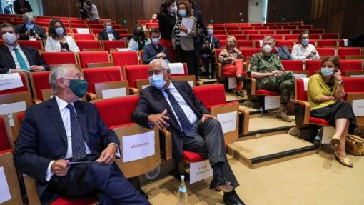 Covid-19: Políticos ouvem hoje especialistas com o país a bater máximos de infeções