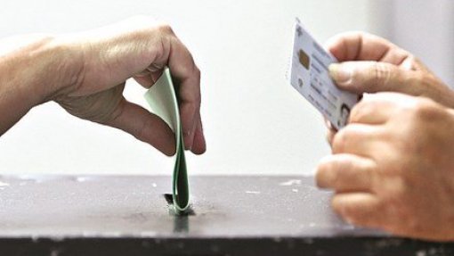 Covid-19: Constitucionalistas divergem sobre eventual suspensão de isolamento para votar