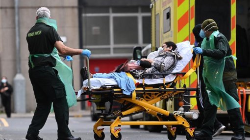 Covid-19: Militares britânicos mobilizados novamente para ajudar hospitais em Londres