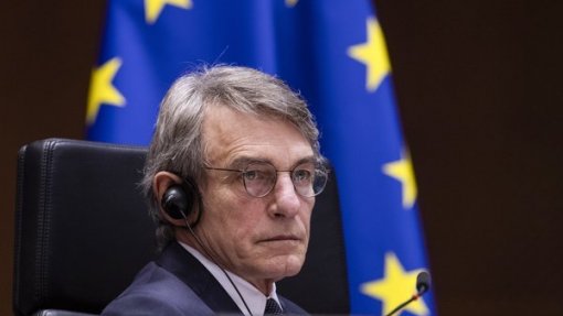 Presidente do Parlamento Europeu hospitalizado há vários dias com “complicações graves”