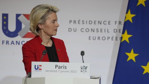 Presidente da Comissão Europeia lamenta morte do líder do Parlamento Europeu