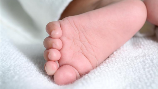 Covid-19: Bebé de grávida ligada à ECMO no São João no Porto já nasceu