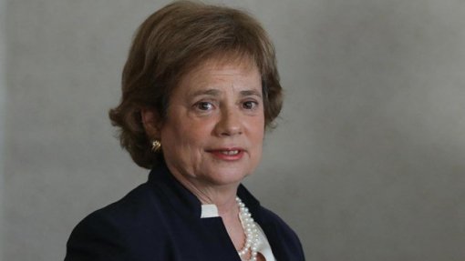 Covid-19: Provedora de Justiça volta a alertar para discriminação nos apoios sociais