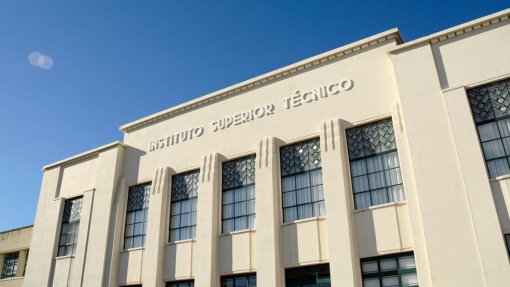 Covid-19: Portugueses imunizados após atual vaga e doença será como a gripe – relatório