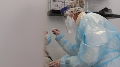 Covid-19: Açores com 1.997 novos casos atingem novo recorde diário