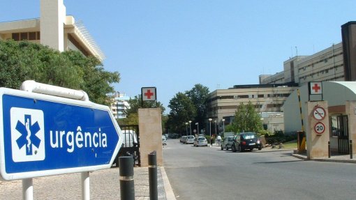 Covid-19: Urgência pediátrica no Algarve afetada por surto entre médicos