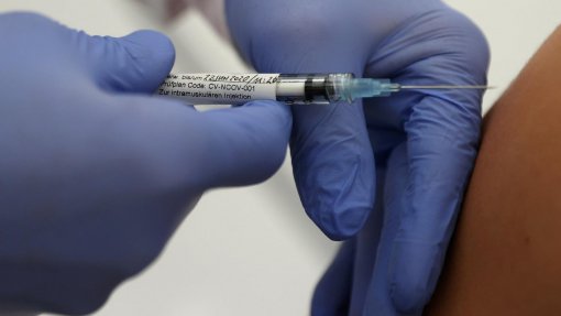 Covid-19: Grávidas podem iniciar vacinação em qualquer altura da gravidez - DGS