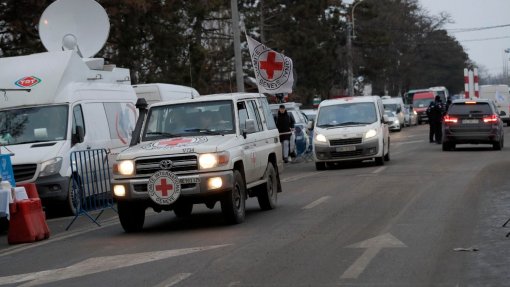Ucrânia: Cerca de 18 milhões de ucranianos vão precisar de ajuda humanitária - Cruz Vermelha