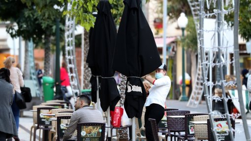 Covid-19: Uso de máscara na rua deixa de ser obrigatório na Madeira a partir de hoje