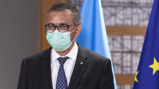 Covid-19: OMS apela a países para que continuem vigilantes face ao aumento de casos