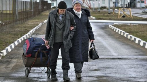 Ucrânia: ONU alerta que reservas de água e alimentos em Mariupol estão quase esgotadas