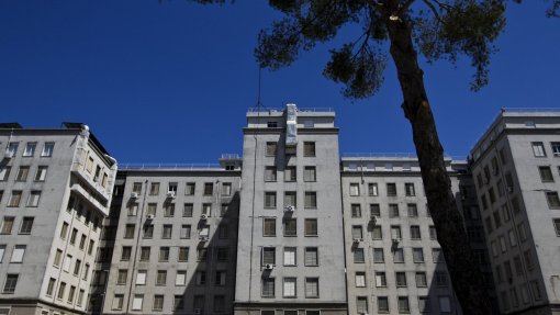 Ordem diz que faltam 97 enfermeiros nas urgências do Hospital Santa Maria