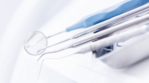 Ucrânia: Mais de 300 dentistas disponibilizaram-se para apoiar refugiados