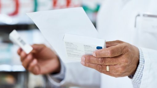 Farmacêutica de Santo Tirso e médico acusados de burlarem SNS em 100 mil euros
