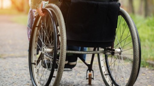 Pessoas com deficiência com maior risco de pobreza e exclusão ou discriminações - Estudo