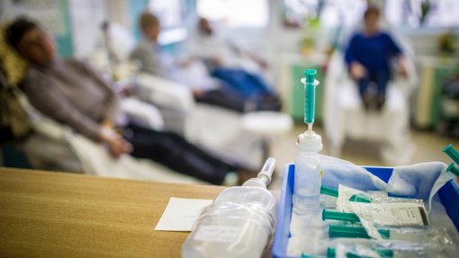 Oncologista diz ser urgente adaptar infraestruturas para receber doentes