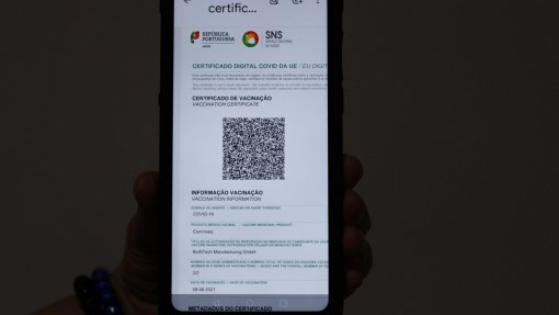 Covid-19: Certificado digital ou teste negativo deixa de ser necessário para entrar em lares e hospitais