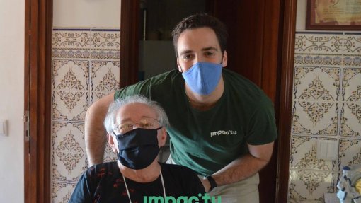 Universitários do Porto criam Impac&#039;tu para apoiar famílias desfavorecidas