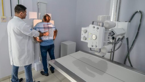 Covid-19: Aprendizagem profunda pode tornar diagnóstico por raio-X &quot;fiável&quot; - estudo