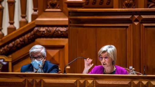 OE2022: Ministra da Saúde admite problema de atratividade de profissionais para o SNS