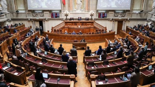 Eutanásia: Assembleia da República debate novos projetos de lei em 09 de junho
