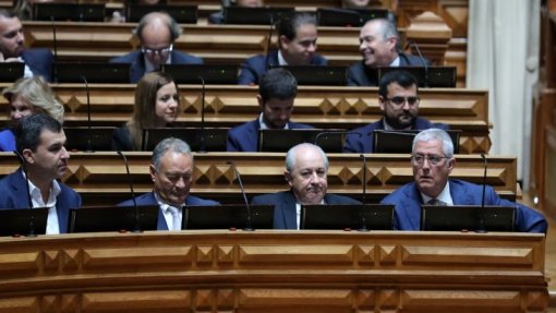PSD considera que anteprojeto do Governo sobre emergência sanitária viola Constituição