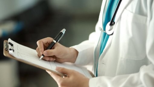 Médicos do Centro alertam que carga burocrática afasta clínicos da medicina geral