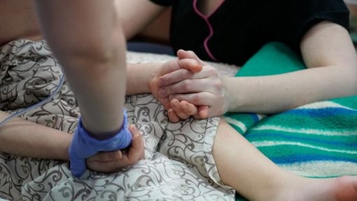 Portugal regista mais dois casos de hepatite aguda infantil, totalizando 14 - DGS
