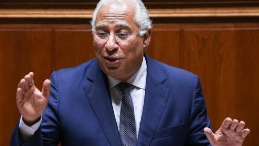 António Costa responde hoje aos deputados sobre política geral, saúde deverá dominar debate
