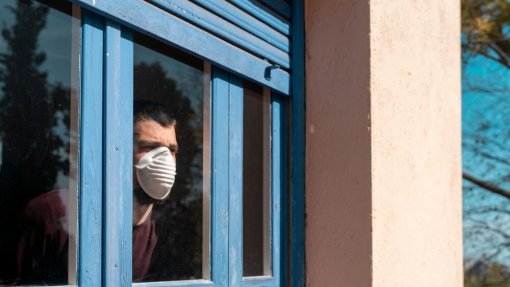 Covid-19: TC considera inconstitucionais confinamentos fora do estado de emergência