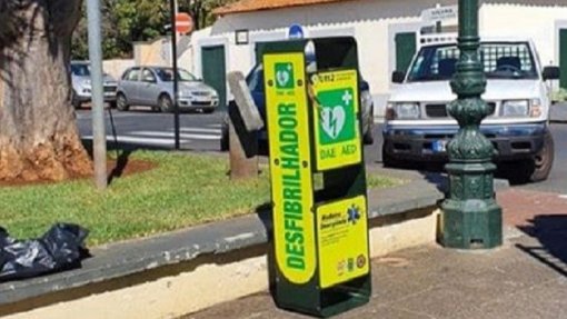 Vinhais instala desfibrilhadores automáticos em seis equipamentos públicos