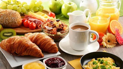 Pequeno-almoço completo reduz a fome mas não afeta a perda de peso - estudo