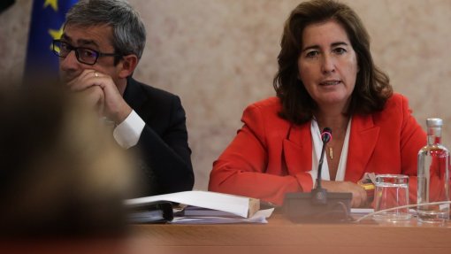 Garantia para a Infância começa a ser paga dia 16 a 150 mil crianças em pobreza extrema
