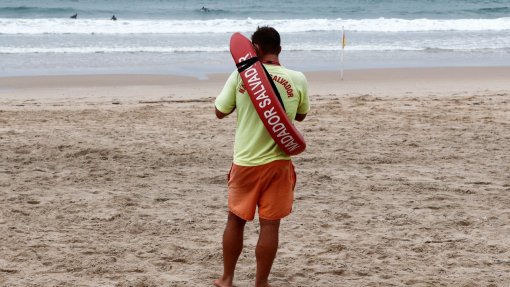 Comandante da capitania de Viana do Castelo quer regresso da vigilância nas praias