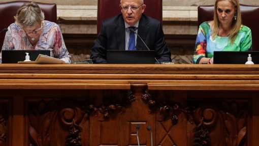 Presidente da AR admite projeto do Chega sobre castração química após alteração