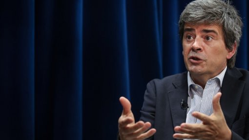 Peritos que vão analisar grandes fogos deste ano reúnem-se hoje pela primeira vez