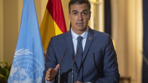 Covid-19: Primeiro-ministro espanhol afirma que testou positivo