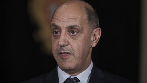 IL requer audição de ministro da Saúde para “prestar esclarecimentos” sobre Direção Executiva do SNS