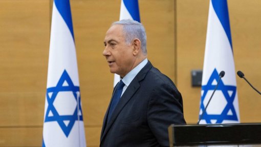 Ex-primeiro-ministro israelita Benjamin Netanyahu deixa hospital