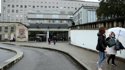 Robot permitirá ao São João, no Porto, realizar cirurgias “mais complexas” em 2023