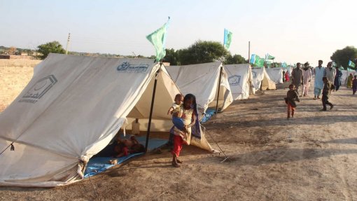 UNICEF estima que 615 crianças morreram no Paquistão em inundações &quot;catastróficas&quot;