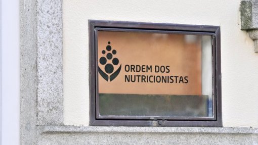 Publicado despacho que delega na secretária de Estado tutela administrativa da Ordem dos Nutricionistas