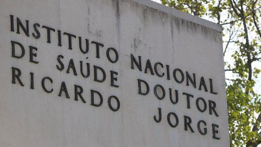 Covid-19: Redução do Rt “pode não corresponder a um decréscimo real” – INSA