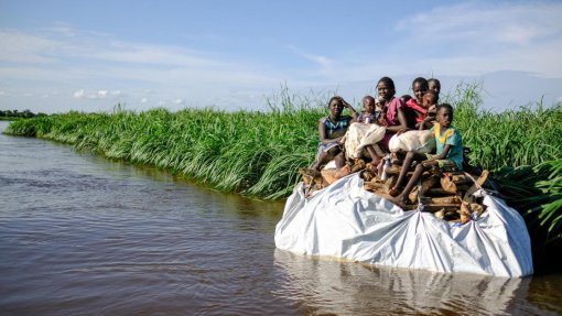 Unicef pede adaptações para 560 milhões de crianças sujeitas a ondas de calor