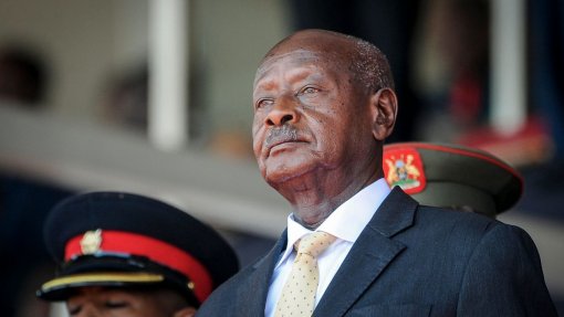 Ébola: Presidente do Uganda exclui hipótese de confinamento nacional